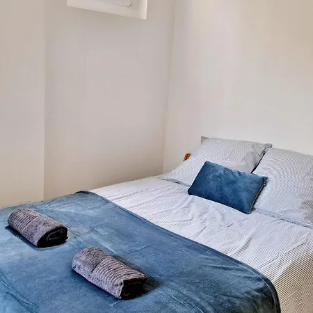 아파트 Le Saint-remy - Charming And Cozy *